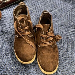 Kids suede boots